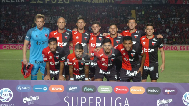 Colón cuenta con menos plantel que la temporada pasada ya que se fueron algunos titulares y no llegaron refuerzos.