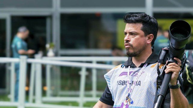 Comprometido. Juan Iribarren se enfoca en cada detalle de las carreras.