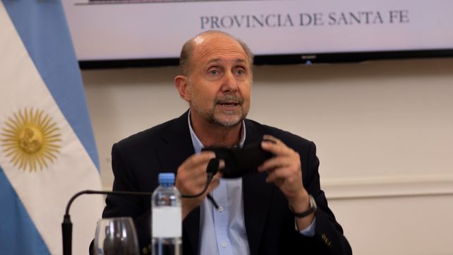El gobernador se puso firme y decidi&oacute; firmar este decreto