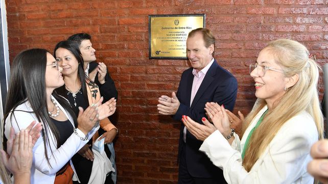 Gustavo Bordet abogó para cumplir los 191 días de clases