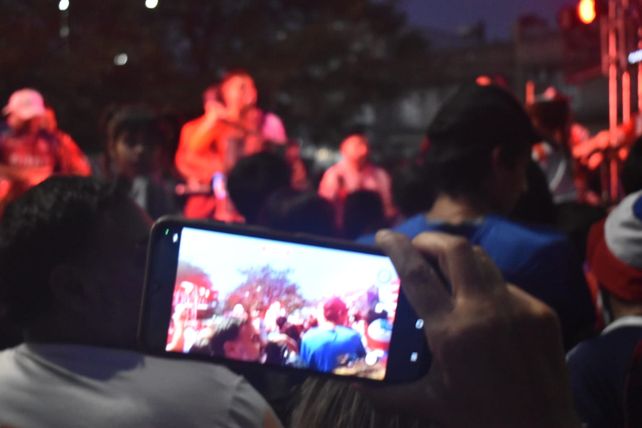 Unión, entre la fiesta y la ilusión: todo el color de los hinchas en un día muy especial