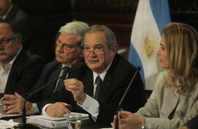 Subas. El ministro de Salud de la Nación