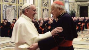 El Papa removió al polémico cardenal Angelo Sodano