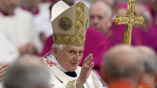 El Papa pidi&oacute; respeto y paz en el comienzo de 2010