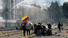 Ecuador: bajan precio de los combustibles tras las marchas