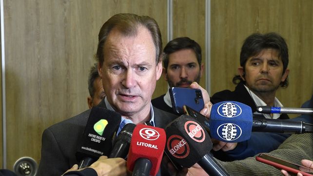 Bordet afirmó que en 2023 todas las escuelas tendrán jornada extendida