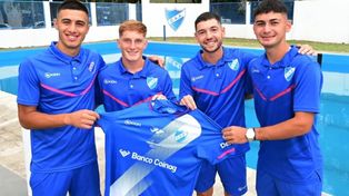 Felices: Bruno Cabrera, Ignacio Valle, Luciano Fernández y Dalmiro Ruscitti firmaron sus respectivos contratos como jugadores profesionales. Los cuatros futbolistas ya formaron parte de los planteles del sala en 2024. &nbsp; &nbsp;