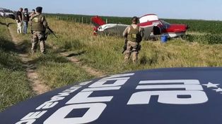 En un camino rural de Naré, localidad del departamento San Justo, apareció la avioneta Cherokee 140 que transportó 200 kilos de cocaína.