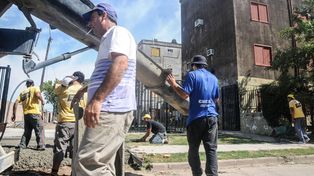 Las Flores: adaptar la red de gas, tarea cumplida para los vecinos