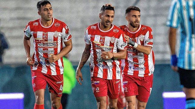 Talleres hizo historia al eliminar a Racing de la Copa Argentina.