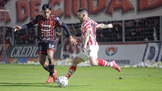 En la temporada 2025 Patronato le ganó a San Martín en Tucumán.