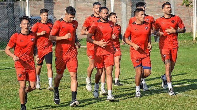 El plantel de Patronato entrenará este lunes por la mañana en La Capillita.
