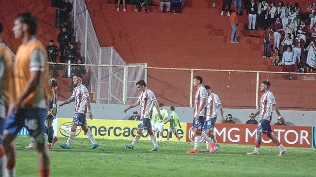 Unión perdió de local.