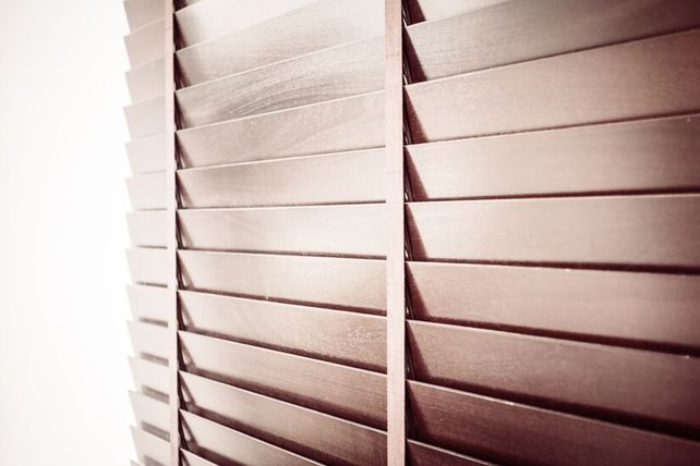 Las persianas de madera: una solución perfecta para exterior e interior