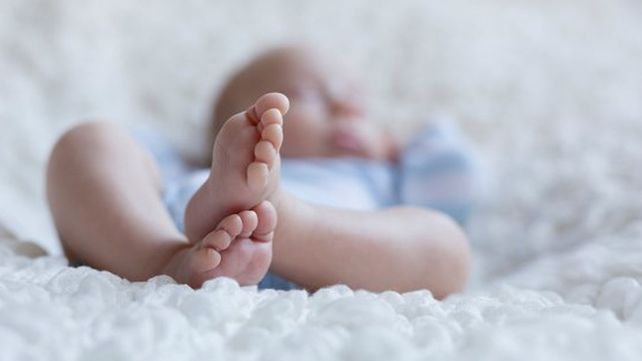 Abandonaron un bebé en la comisaría porque no podían alimentarlo