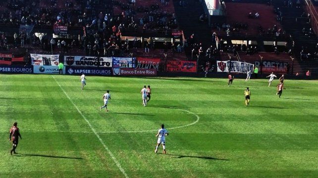 Patronato juega ante Alvarado en el Grella.