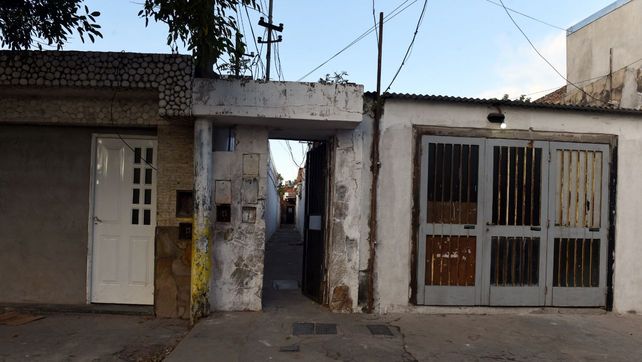 El pasillo donde cayeron agonizantes Gabriela Altamirano y su hija Ambar. Rodrigo Morera