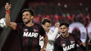 Estudiantes no mejora en el Clausura y ahora cayó con Lanús