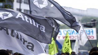 A través de un duro comunicado, el gremio del sector lacteo denuncia que la cooperativa retienen importes de trabajadores para poder financiarse.&nbsp;