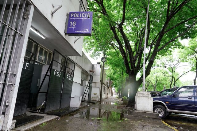 Fuga de presos en la comisaría 16ª.