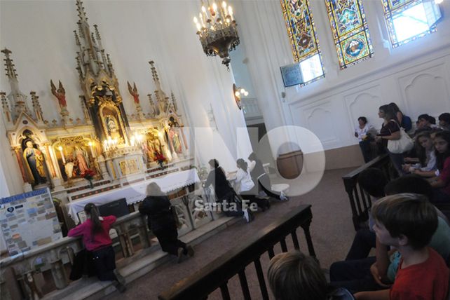 Los fieles llevaron agradecimientos y plegarias a la Virgen de Guadalupe