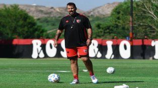 El Ogro Fabbiani no perdió el tiempo y ya dirigió su primera práctica pensando en el partido ante Barracas Central.