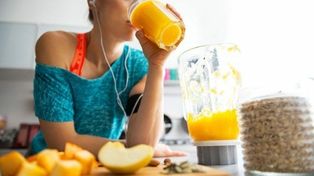 No hay dieta universal. Cada persona tiene diferentes características, siempre ayuda tener acompañamiento profesional.