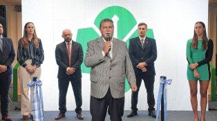 Apertura del centro de negocios de Banco Santa Fe.