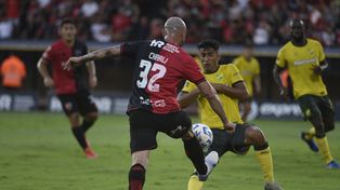 Por la 5ª fecha del Apertura, Newell’s cayó 1- 0 ante Defensa, en Rosario. El Halcón siempre es un rival de cuidado.