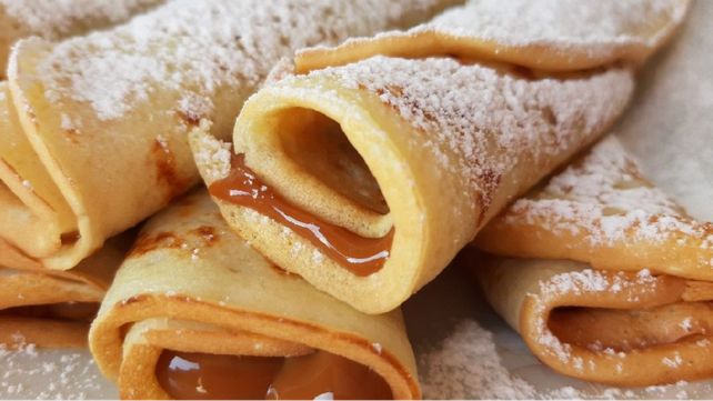 Los panqueques con dulce de leche son uno de los postres clásicos en Argentina