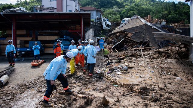 Catastróficas inundaciones en Japón dejaron poblaciones enteras aisladas