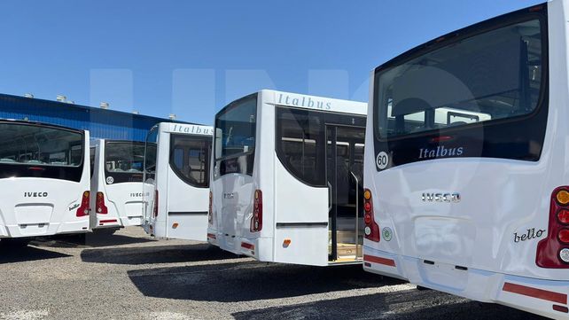 Ya ensamblan y plotean los colectivos que circularán en Paraná