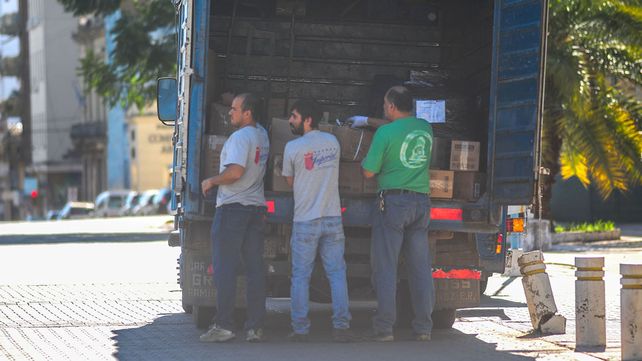 Trabajadores en un viernes de cuarentena / Fotos Juan Manuel Hernández