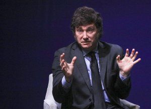 Milei criticó la medición del Indec y rechazó una salida de Luis Caputo del Gabinete