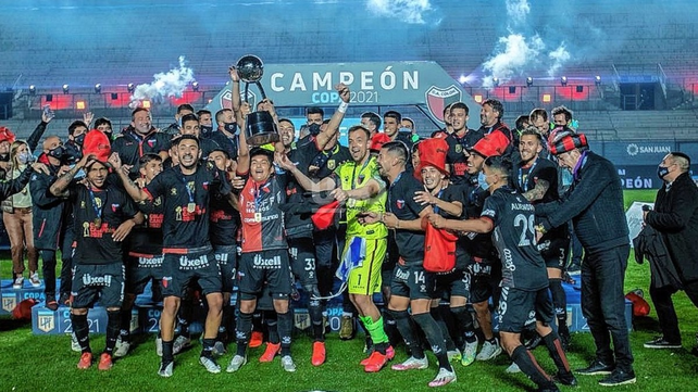 El emotivo video que dejó el título de Colón en San Juan