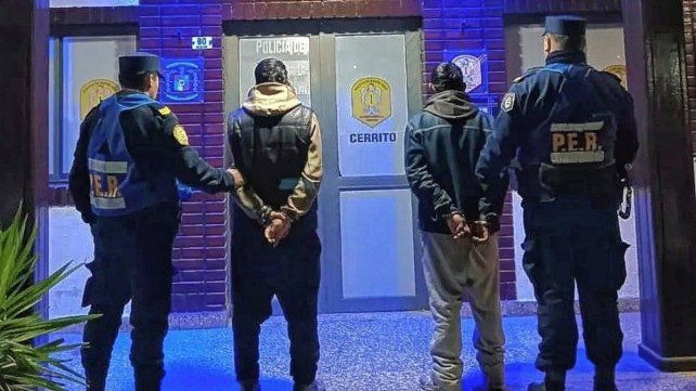 Los dos colombianos fueron detenidos cuando escapaban con las bicicletas.