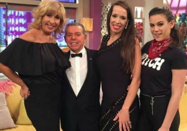 Insólita aparición de Oyarbide en un programa de televisión para repetir su pasito