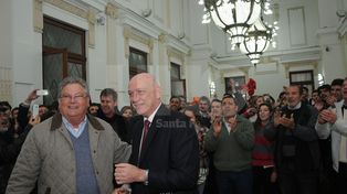 Miguel Lifschitz es el nuevo gobernador de la provincia por una diferencia de 1.776 votos