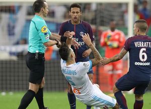 Un argentino hizo expulsar a Neymar