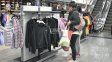 ventas minoristas en santa fe: comerciantes apelan a promociones y descuentos ante un consumo que no arranca