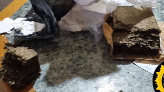 Concepción del Uruguay: lo balearon en la puerta de su casa y encontraron más de 1.000 dosis de cocaína