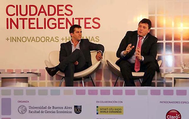 Exposición. Raimundo habló sobre el presupuesto participativo