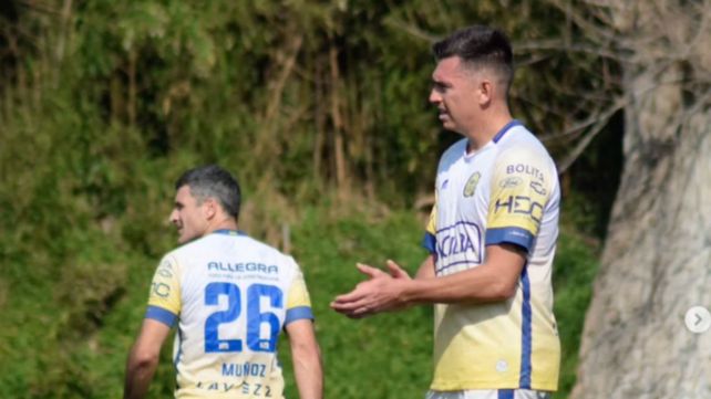 Leonardo Talamonti en un partido con el senior de Central. El exdefensor tendrá un lindo desafio en la Casildense.