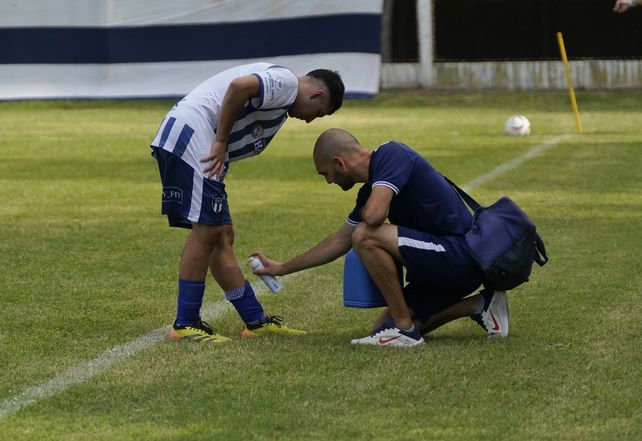 El profe Matías Descalzo tuvo trabajo.