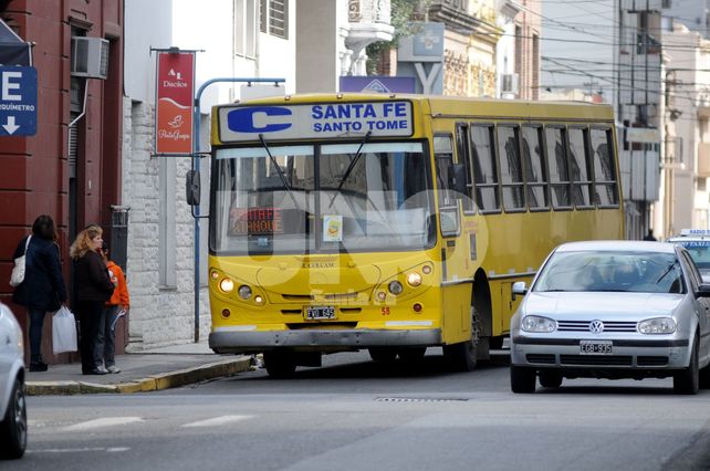 La Continental es la única empresa que presta servicio en la ciudad de Santo Tomé. Foto: M. Centurión&nbsp;