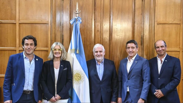 El secretario de Bioeconomía, Fernando Vilella cuando recibió a las autoridades de Inta, la semana pasada.