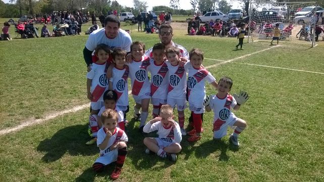 PEQUEÑOS MILLONARIOS. &nbsp;La 2010 de River jugó para que la mire Gallardo. &nbsp;