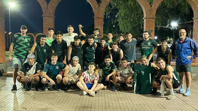 El Verde de barrio Ludueña. El plantel de Social Lux se prepara para recibir a Defensores Unidos.&nbsp; &nbsp;