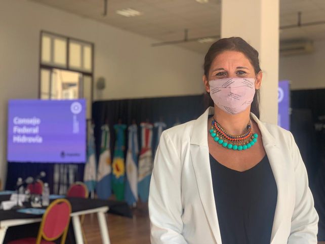Perotti anunció la compra de un millón de dosis a un laboratorio chino