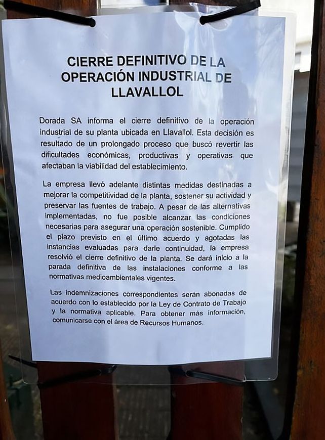 Dánica cierra su histórica planta y dejó un cartel en la puerta